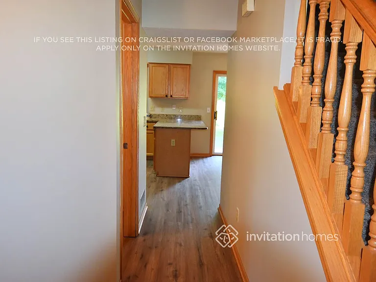16599 Horizon Ave — Photo 2