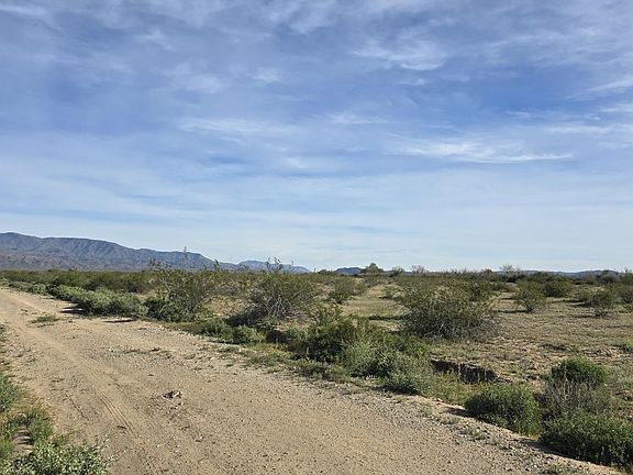 2nd image of 80376 SALOME Road #-