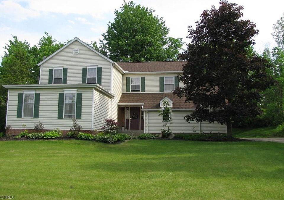 1st image of 216 Canfield Dr