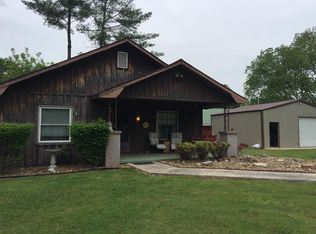 201 Race St, Decherd, TN 37324