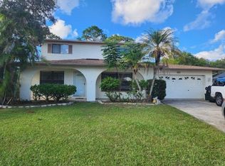 38 Harbor Lake Cir, Safety Harbor, FL 34695