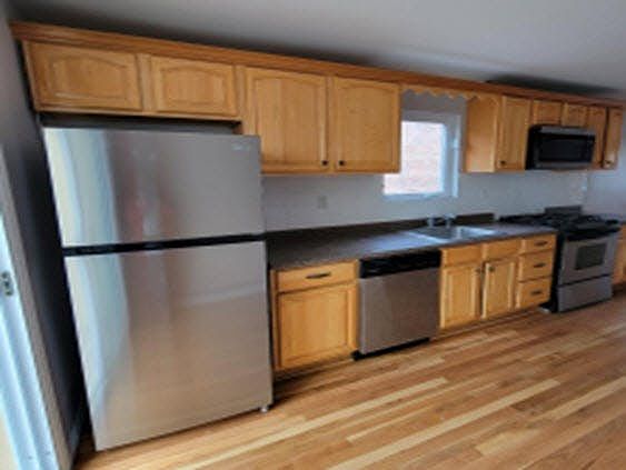 5th image of 3734 Oceanic Ave #A2