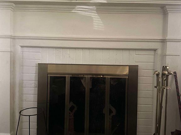 5th image of 526 Kentwood St SW #55-56-57
