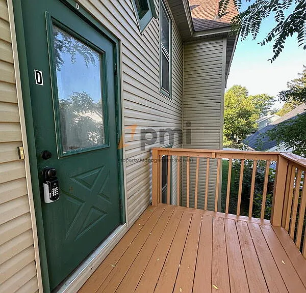 1122 Spring St #D — Photo 3