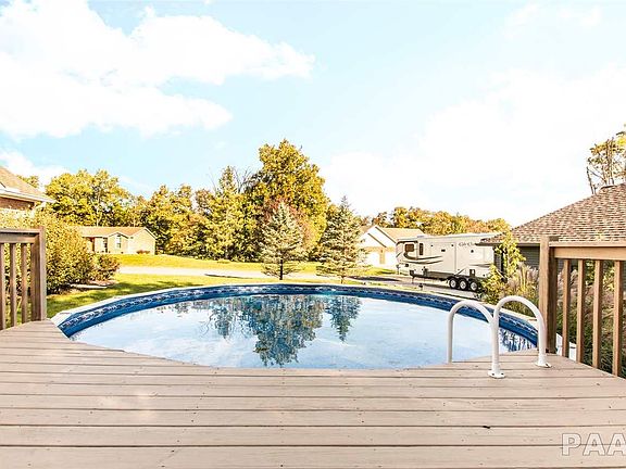 4th image of 29983 Woodfield Dr
