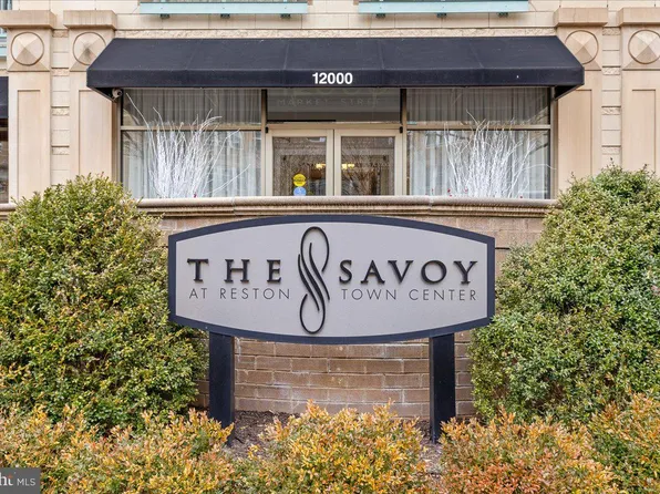 12000 Market St APT 308, Reston, VA 20190