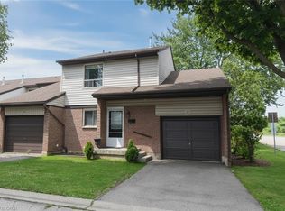 Quinndale Gardens, Hamilton, ON L8W 1T8