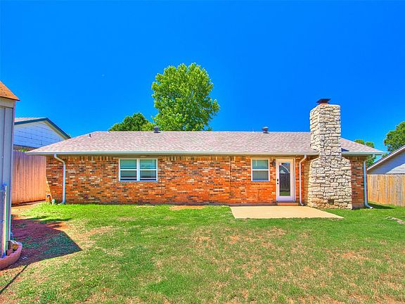 5th image of 8704 Dena Ln