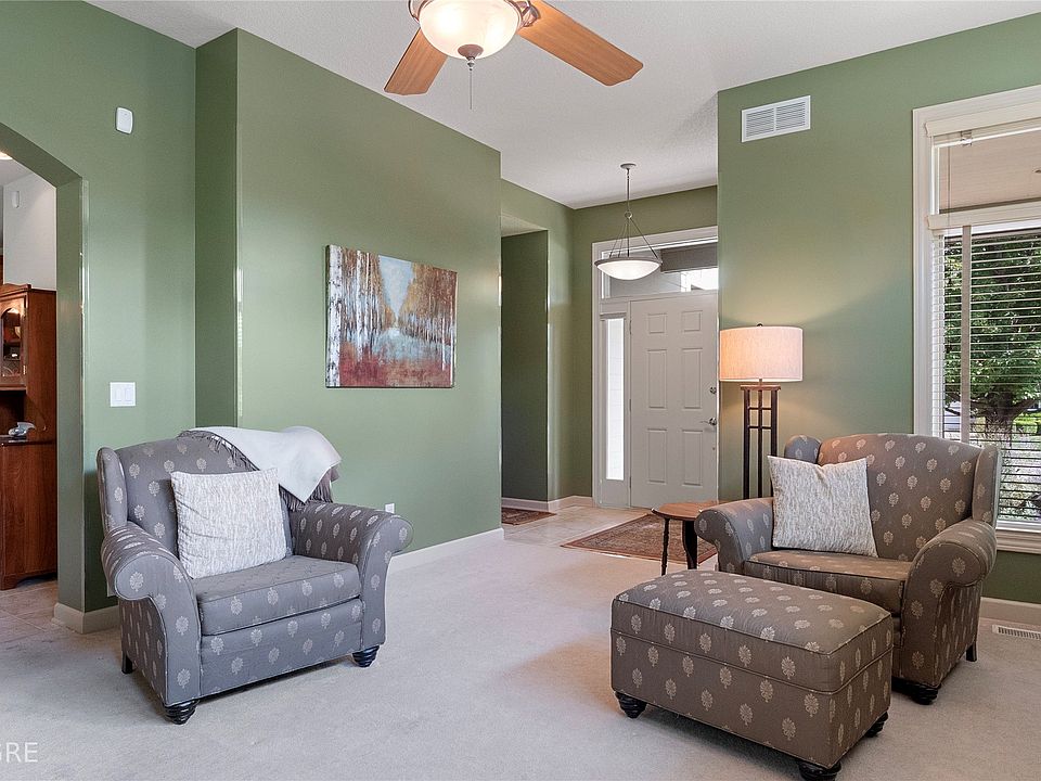 4710 76th St, Urbandale, IA 50322 | Zillow