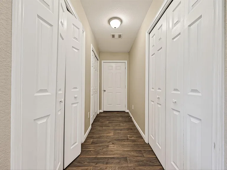 1708 Sycamore Ave — Photo 14
