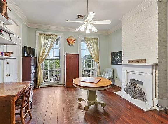 3rd image of 1421 Terpsichore St