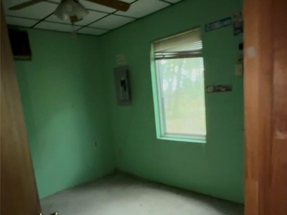 2nd image of 1248 Deb Rd
