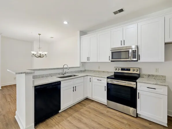 7231 Althorp Way APT R1, Nashville, TN 37211