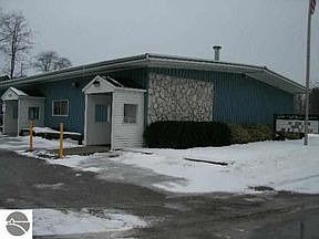 3rd image of 900 E Lincoln St