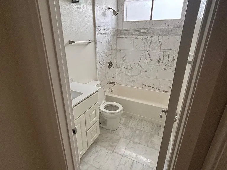 518 Fernleaf Ave #BACK — Photo 9