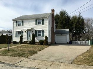 154 Andrews Ave, West Warwick, RI 02893