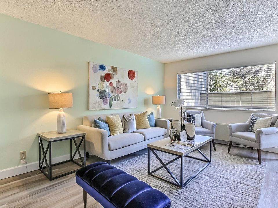 1st image of 3027 Kaiser Dr Unit C