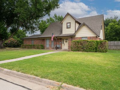501 Nathan St, Burleson, TX, 76028