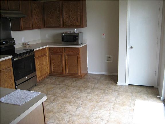 5th image of 308 Mesa Verde Way