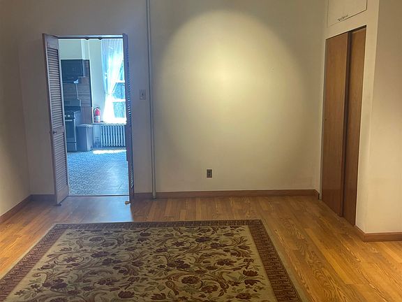 4th image of 582 Jersey Ave Floor 2