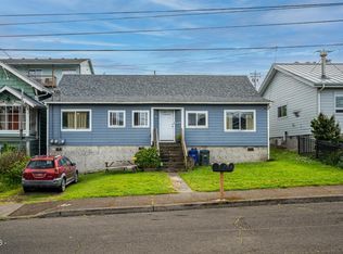 16 NW Brook St #1-2-3, Newport, OR 97365