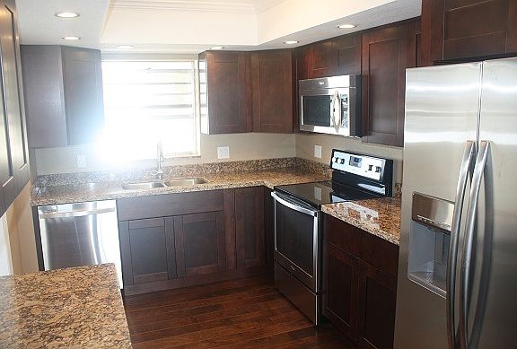 3rd image of 3051 NE 48th St APT 709