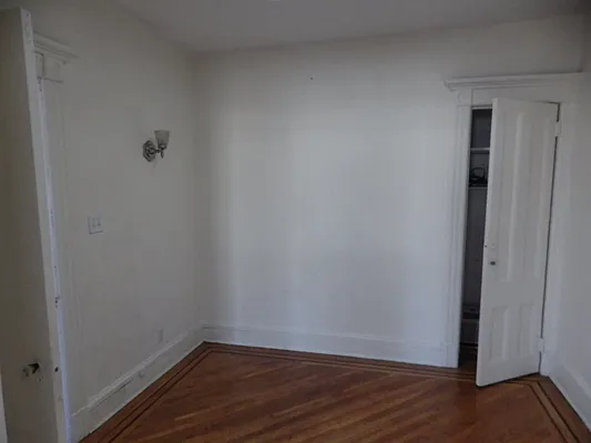 Rented by Kings Court Real Estate | media 13