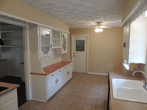 5th image of 1320 Mayfield Ave
