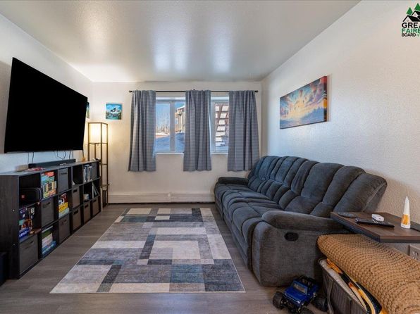 fairbanks-alaska-2083492924 picture