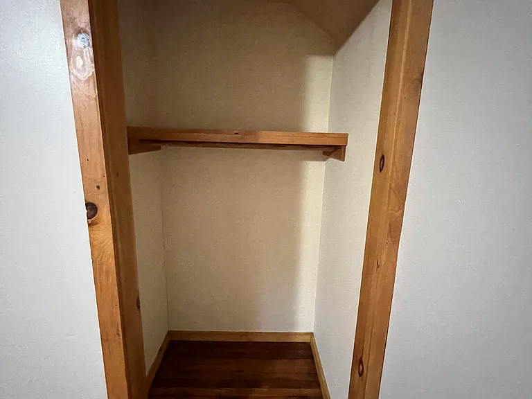 260 Allen St #A — Photo 23