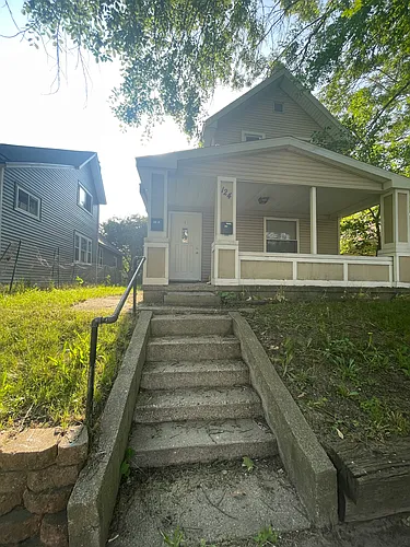 124 National Ave SW #1 Photo 1