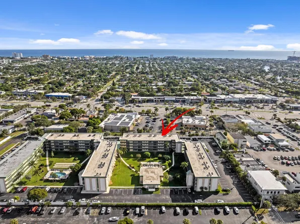808 SE 7th Street #405, Deerfield Beach, FL 33441