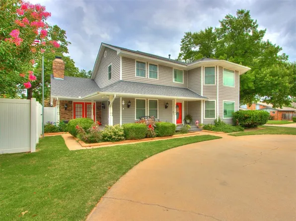 9121 Oak Hollow Dr, Midwest City, OK 73130