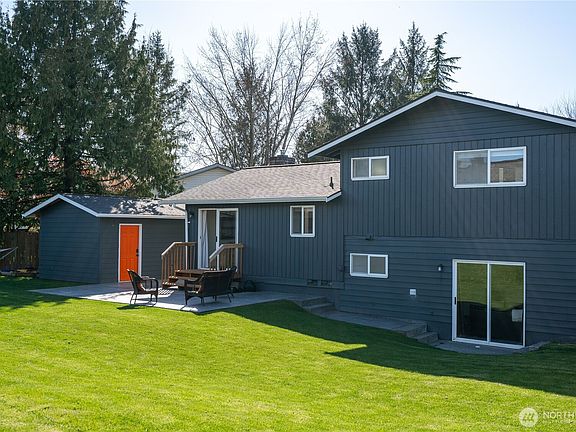 2nd image of 230 Peace Arch Court