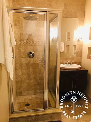 Rented by Brooklyn Heights Real Estate Inc | media 9