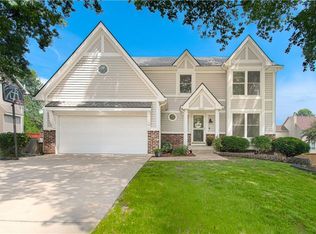 22702 W 51st St, Shawnee, KS 66226