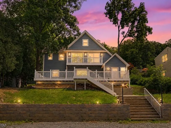 49 Birch Pkwy, Byram Twp., NJ 07871