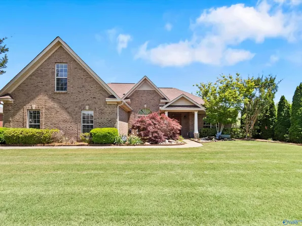 211 Magnolia Glen Dr, Huntsville, AL 35811