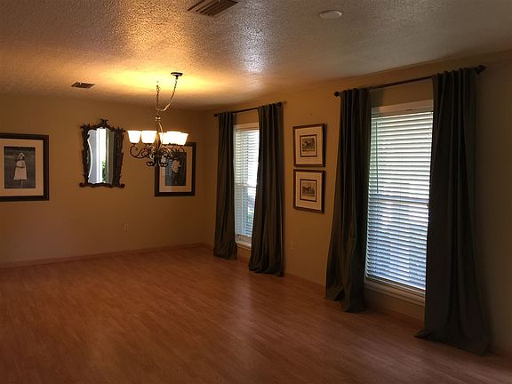 4th image of 3358 Dawn Dr
