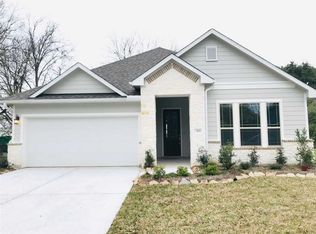 315 Pine St, Port Neches, TX 77651