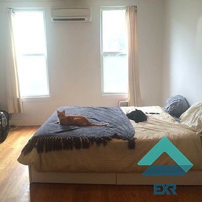 1st image of 33 Montrose Ave #2RKA