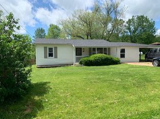 973 Center St, Pacific, MO 63069