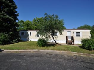 1202 Magnolia Ave, Oshkosh, WI 54902
