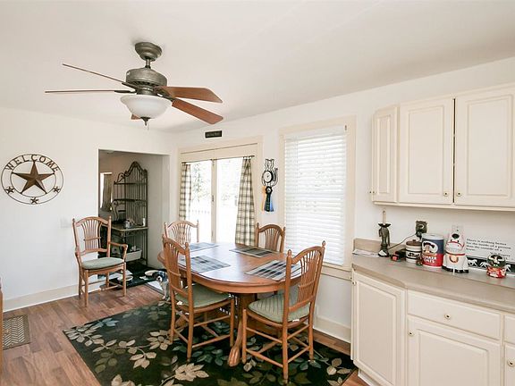 5th image of 2896 Half Moon Ave NW