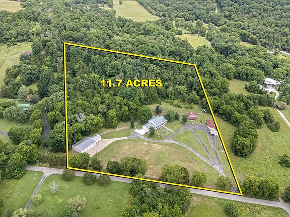 3rd image of 448 County Line Rd