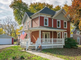 127 Pleasant St, Sharon, WI 53585