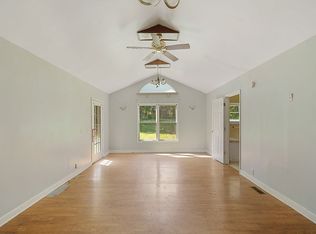 475 Wedgewood Dr, Woodruff, SC 29388