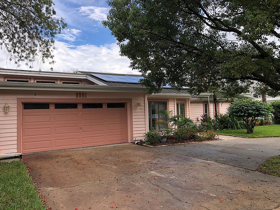 Front of House-Garage Side