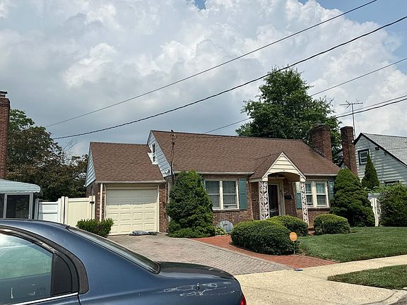 3rd image of 687 Joy Blvd