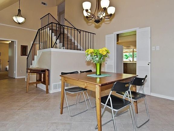 3rd image of 2936 Marsann Ln